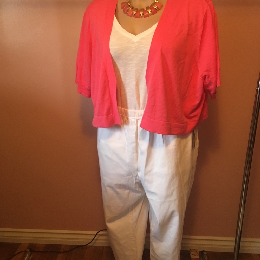 White casual pants (docker style)